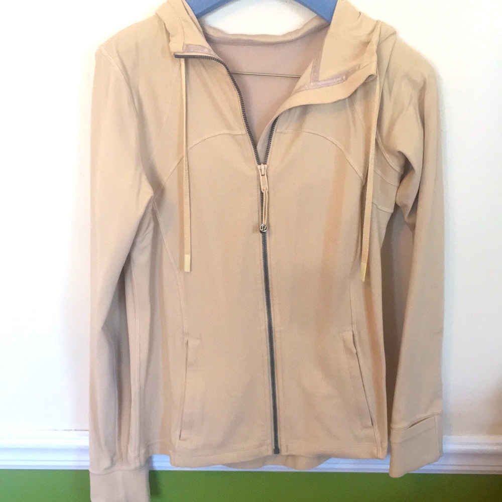 Lululemon Align Nulu with hood. Size 10